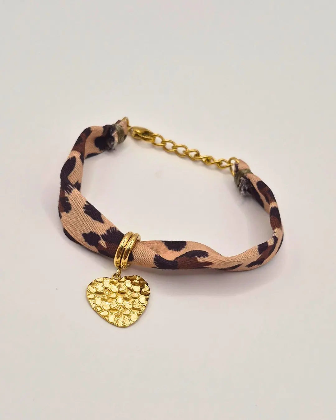 Bracelet Tissu Léopard & Pampille Cœur Texturé L'Atelier d'Elya