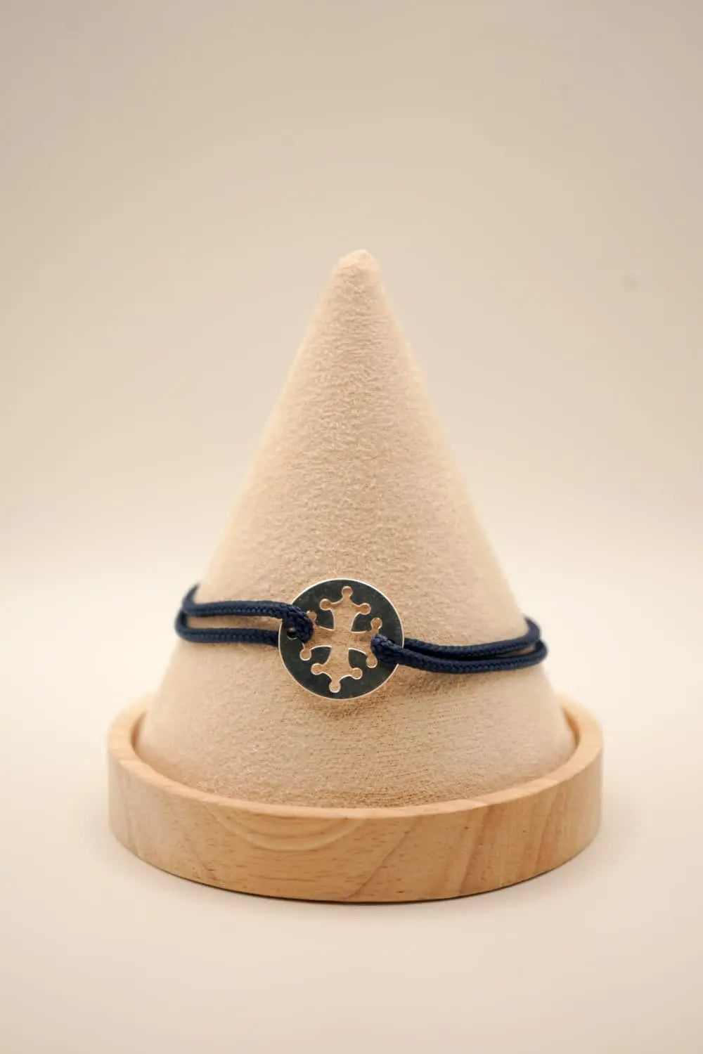 Bracelet cordon Croix Occitane L'Atelier d'Elya