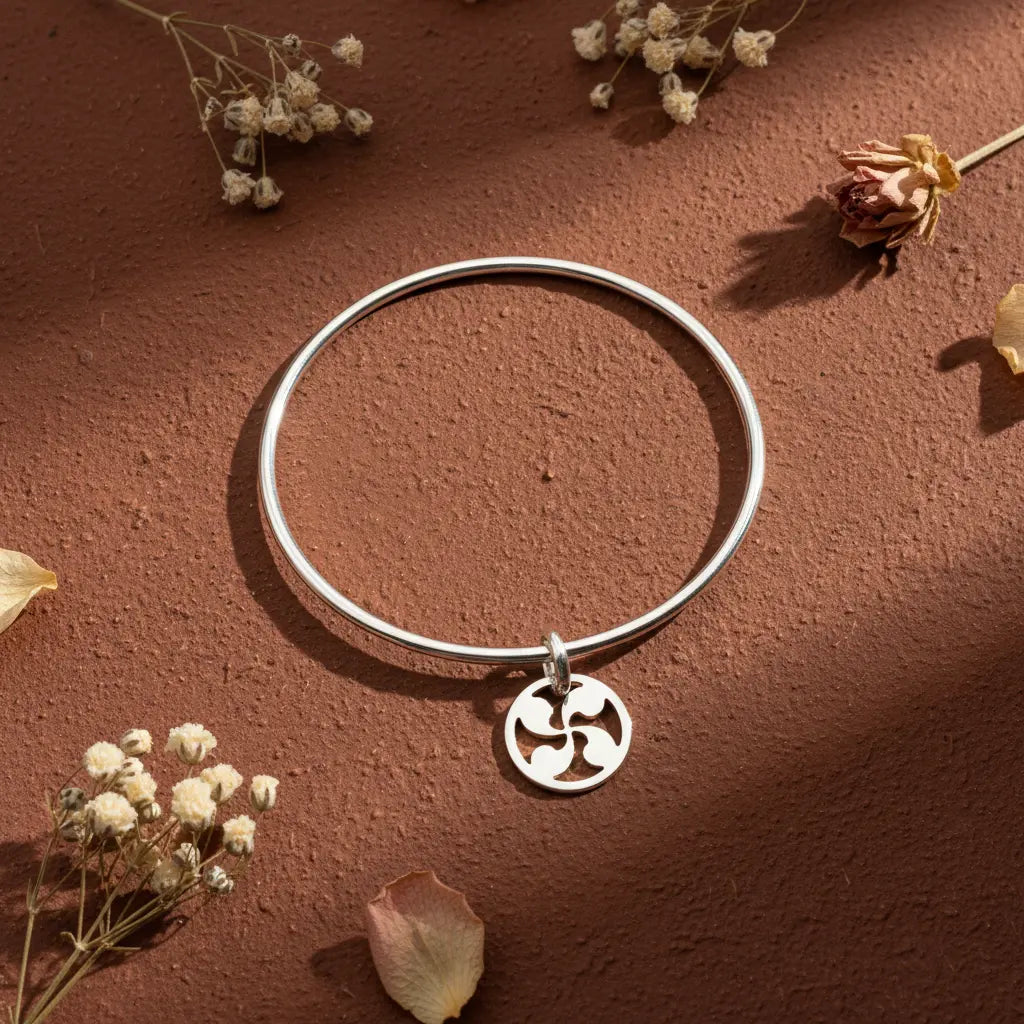 Bracelet jonc croix basque fond terracotta - L'Atelier d'Elya